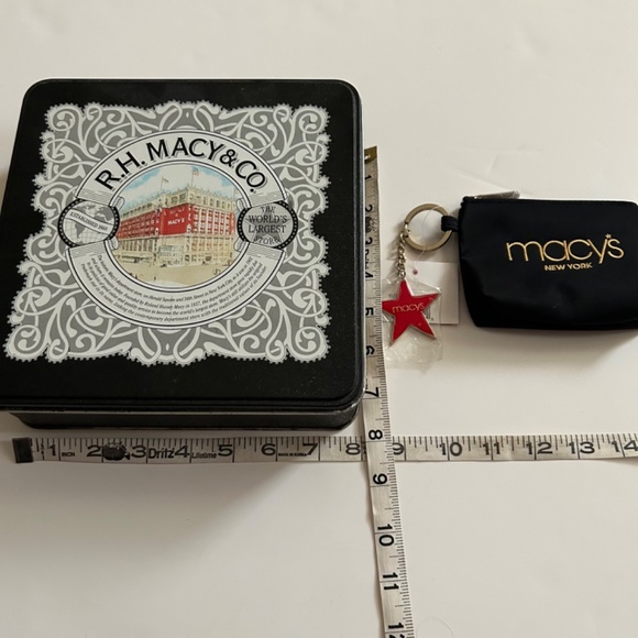 Macy’s Souvenirs: Purse/Keyring NWT, Covered Tin, Shopping Bag - Picture 13 of 14